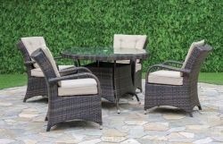 Outdoor Table Manufacturers in Delhi